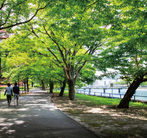 京橋川右岸河岸緑地
